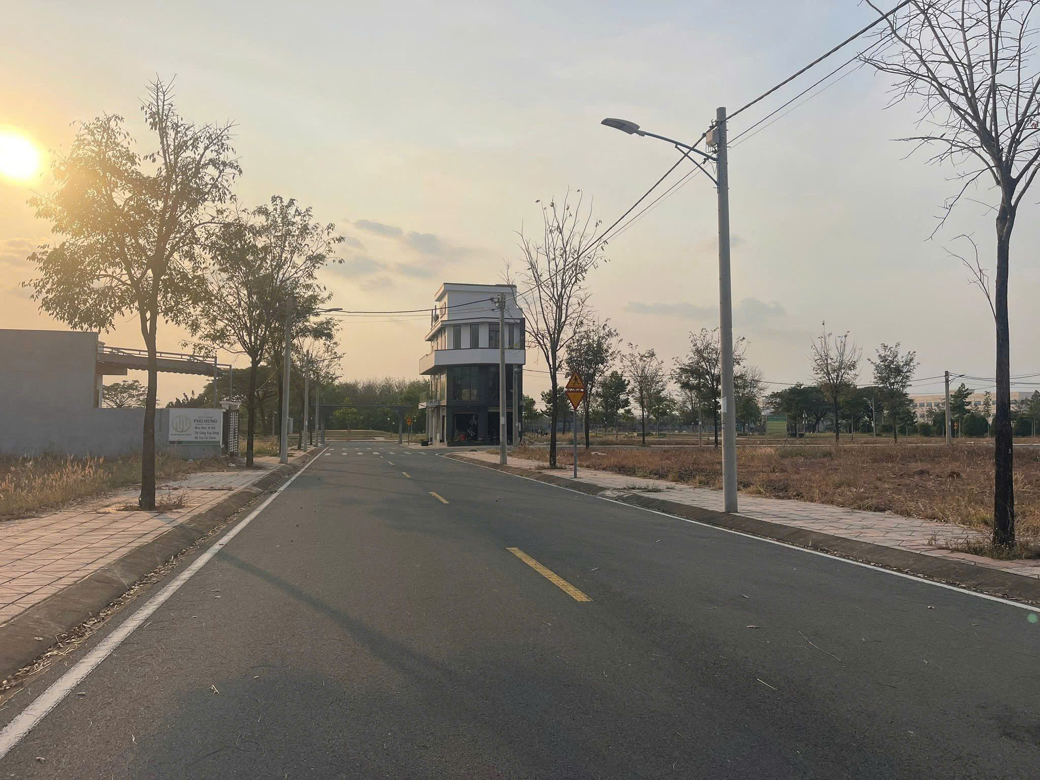 Cọc ngay lô đất sát sân bay lt_full thổ_chỉ hơn 10tr/m2_SHR_Chiết khấu tới 200tr 3