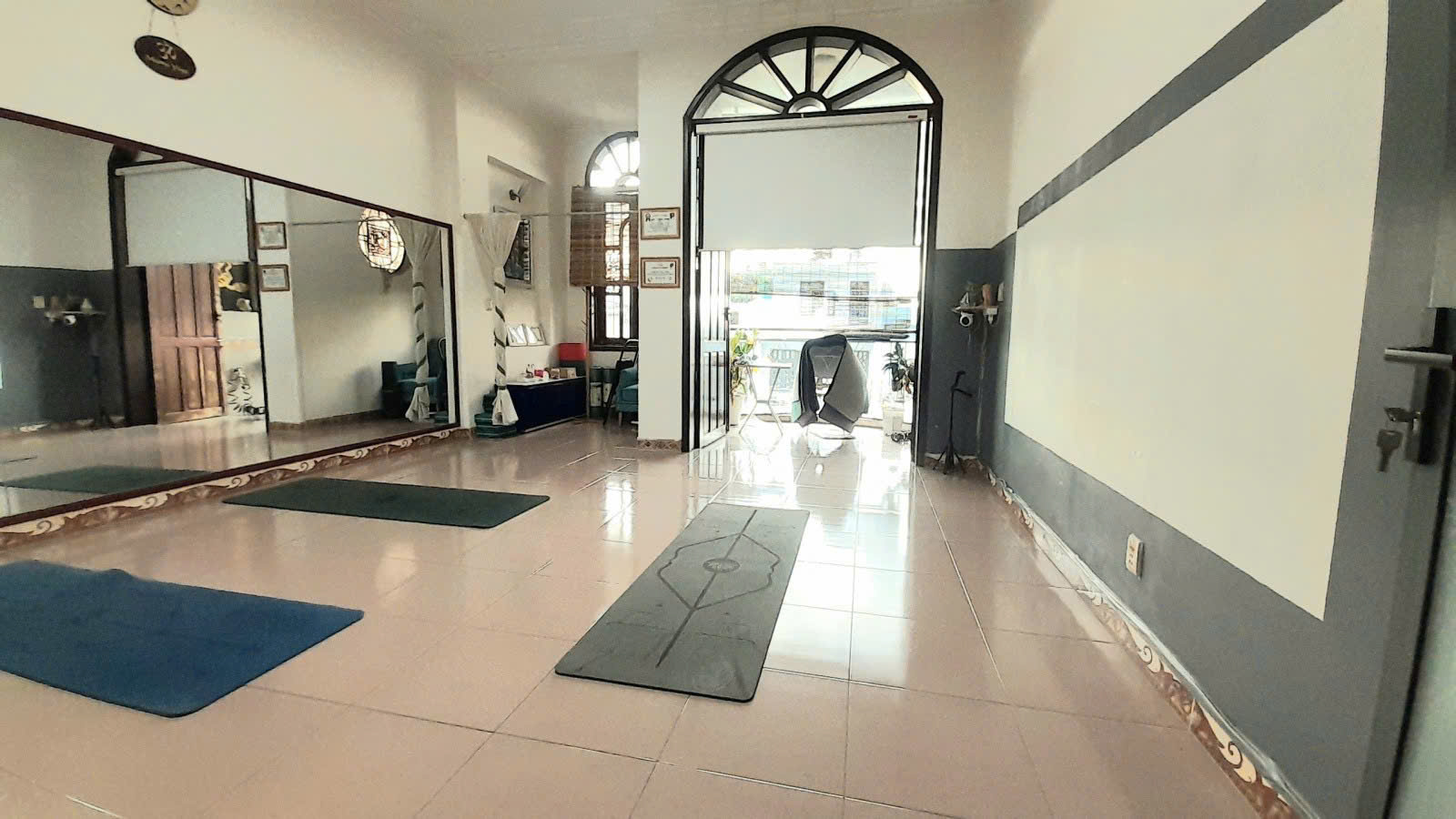 BÁN NHÀ 4 TẦNG MTKD NGAY CHỢ LINH TRUNG - THỦ ĐỨC - 12.9 TỶ 4