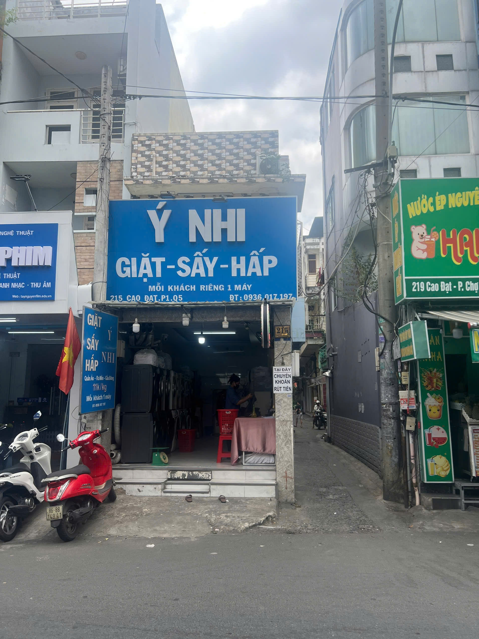 Cần bán Nhà mặt tiền đường Cao Đạt, Phường 1, Diện tích 24.3m², Giá 11 Tỷ