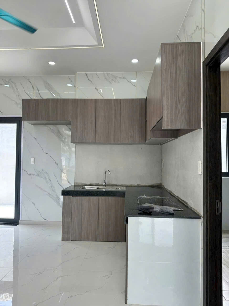 Bán nhà mới xây mt Võ Thị Du, Tân Thông Hội dt 192m3 (115m2 thổ) 1 lầu,4pn, 2wc giá 4,5 tỷ 3