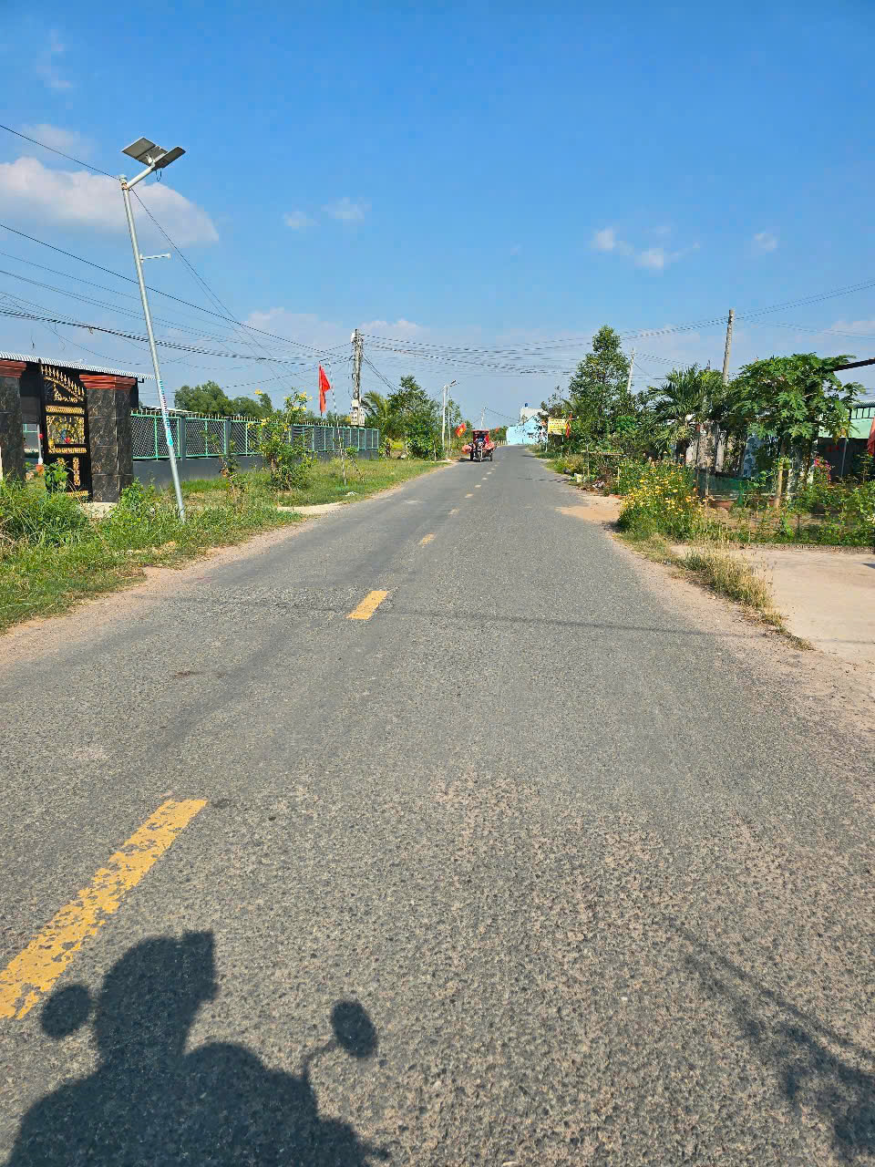 Bán đất mặt tiền đường nhựa xã Đức Hòa Thượng tdt 1700m2 ( 220m2 thổ ) giá 2,85 tỷ 7