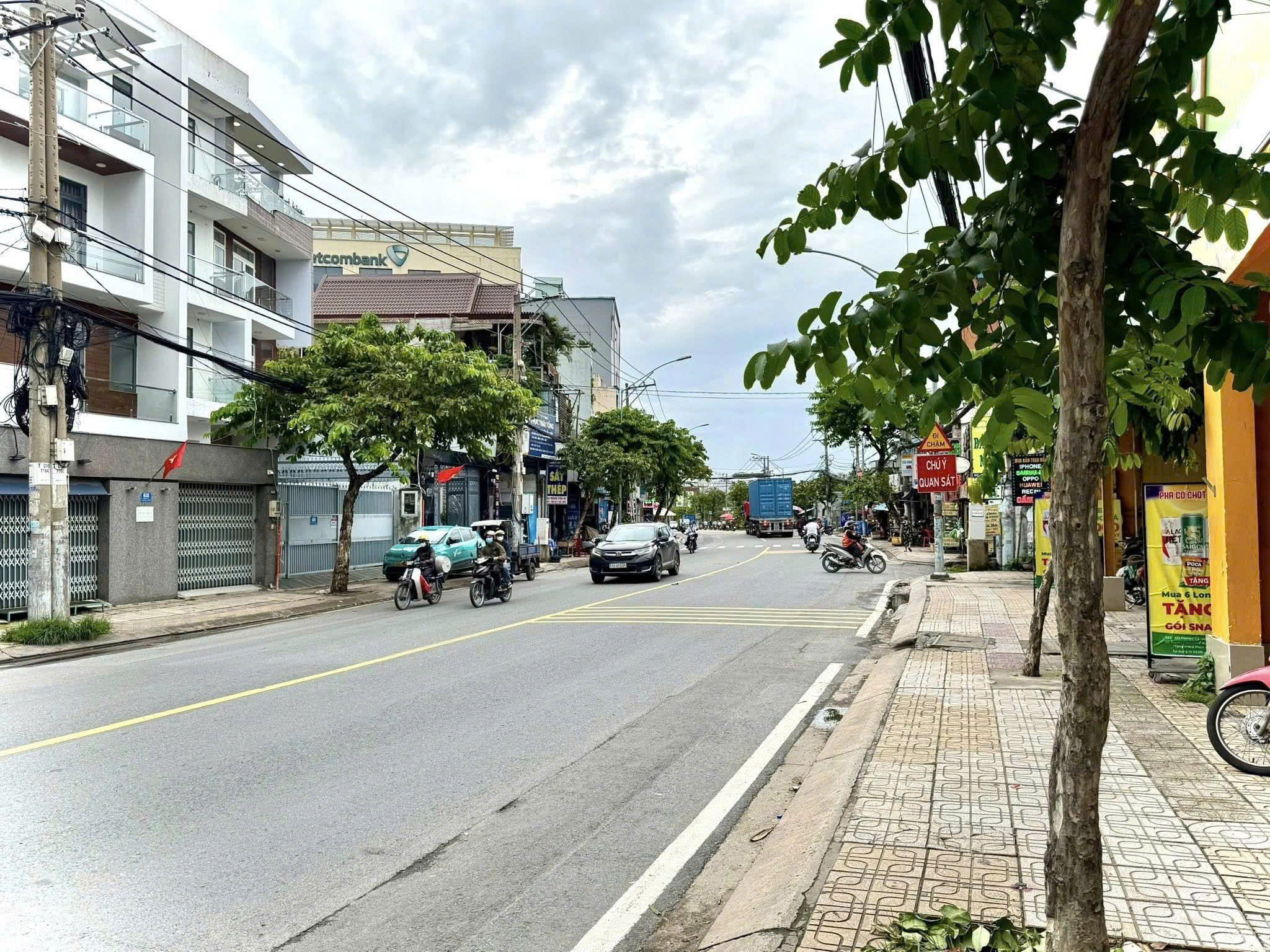 Cho thuê Nhà mặt tiền Thủ Đức, Hồ Chí Minh, Diện tích 1250m², Giá Thương lượng 5