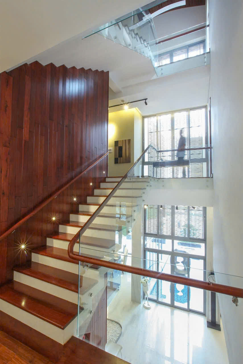 Cho thuê Biệt thự Phường Thảo Điền, Quận 2, Diện tích 1700m², Giá Thương lượng 6