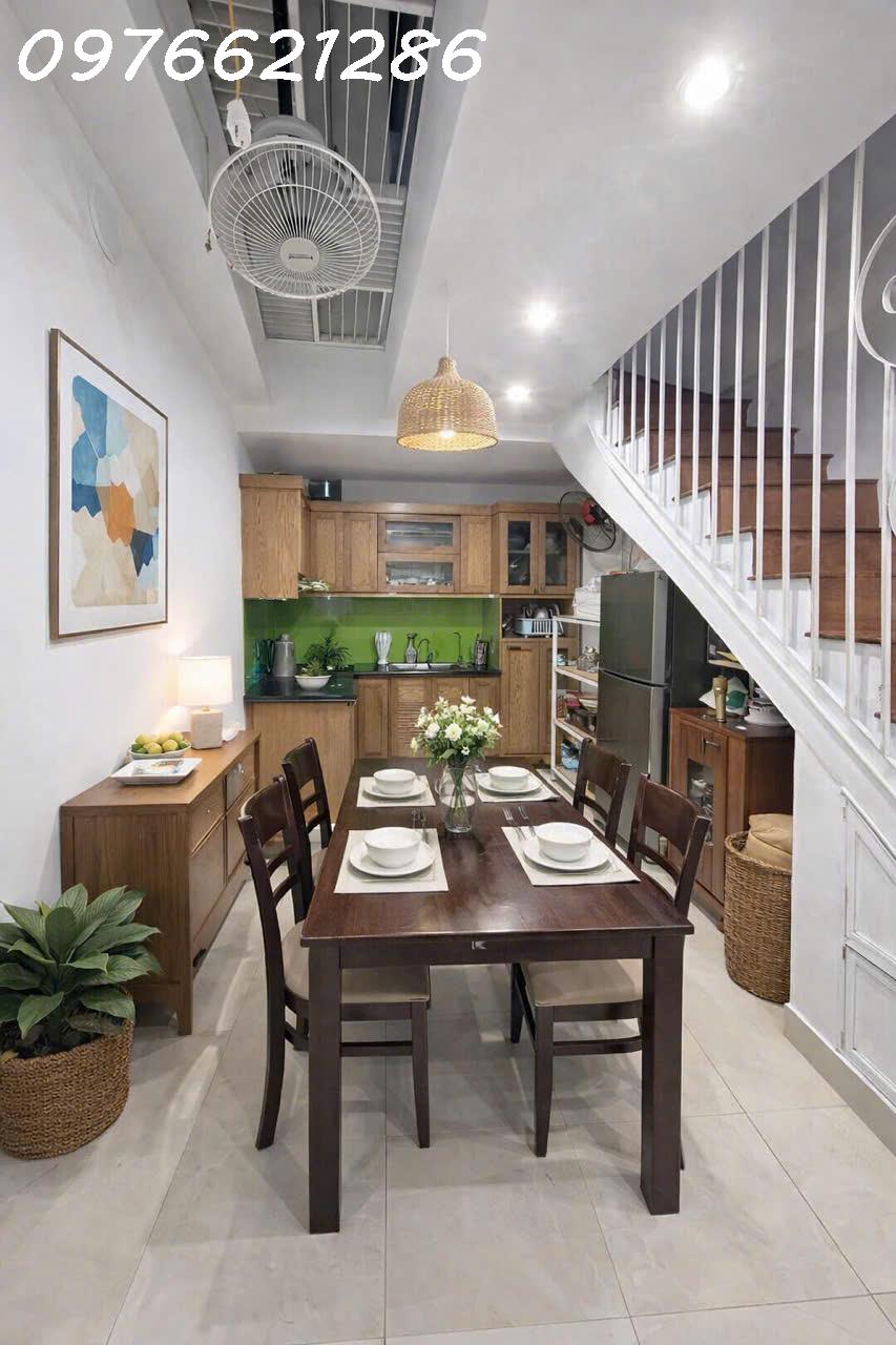 Bán nhà Kẻ Tạnh - 36m² - Nhà dân xây kiên cố - Khu phân lô bàn cờ - Ô tô đỗ cửa - Giá 8,x tỷ 2