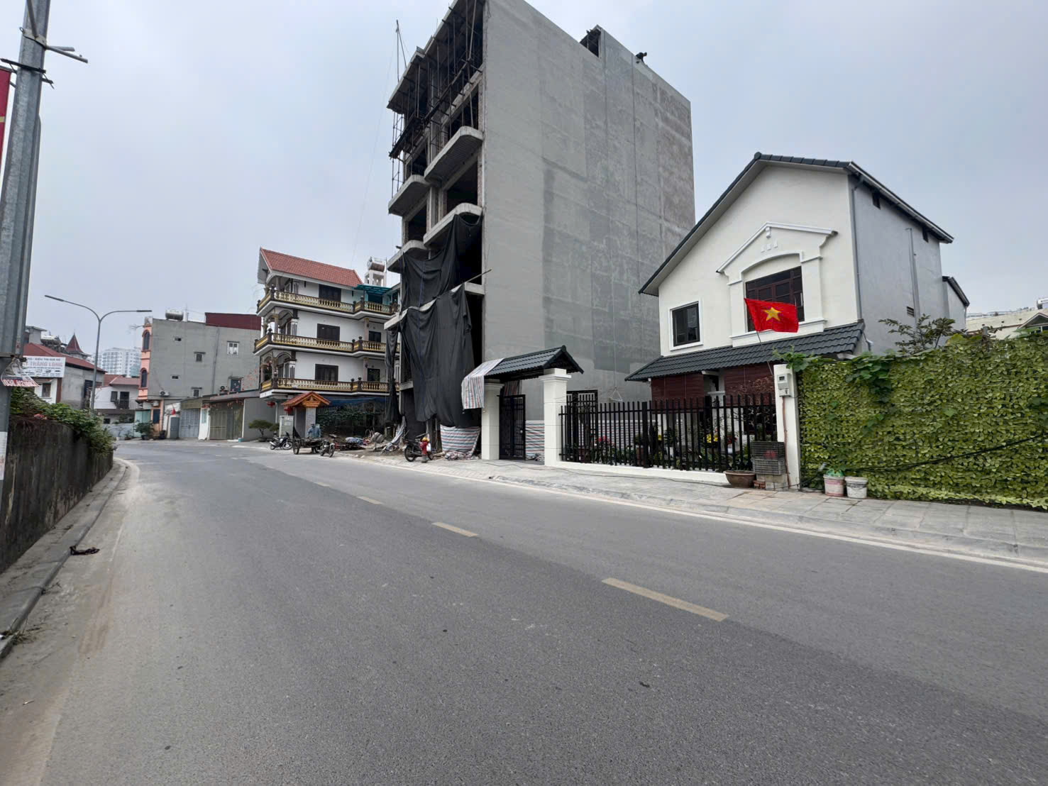 Đất Đê Vàng, Phúc Lợi: 80,5m2 mặt tiền 4,1m, view sông, phù hợp làm văn phòng, nhà nghỉ 3