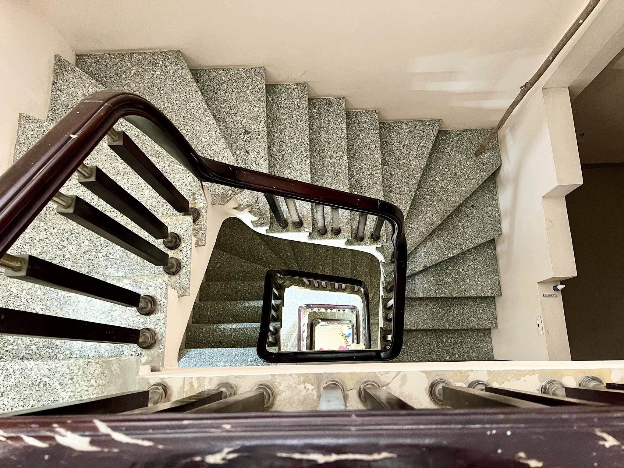 BÁN NHÀ MỖ LAO HÀ ĐÔNG, 5 TẦNG Ô CHỜ THANG MÁY, PHÂN LÔ VỈA HÈ, OTO TRÁNH KINH DOANH, 17.X TỶ 4