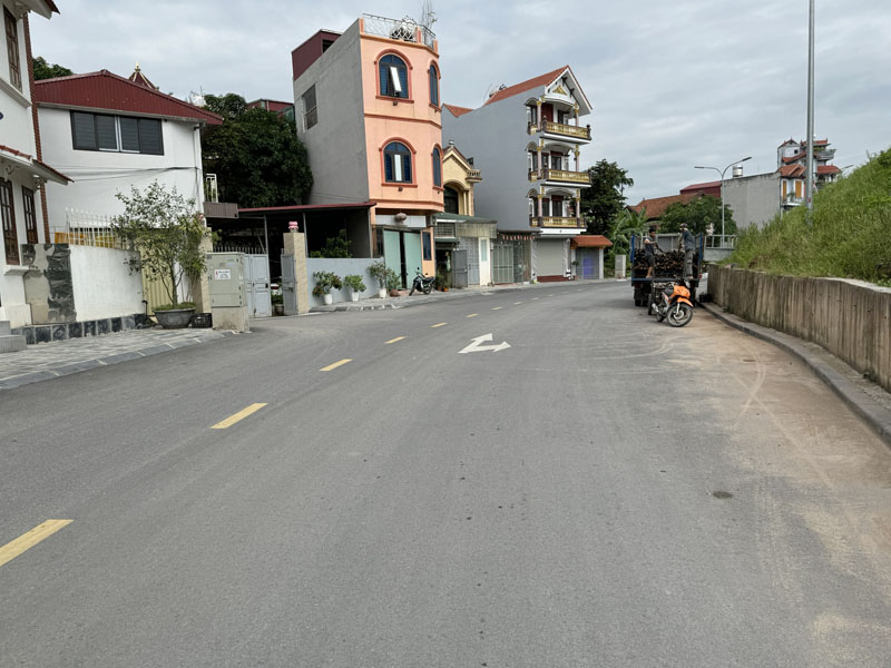 Đất Đê Vàng, Phúc Lợi: 80,5m2 mặt tiền 4,1m, view sông, phù hợp làm văn phòng, nhà nghỉ 4