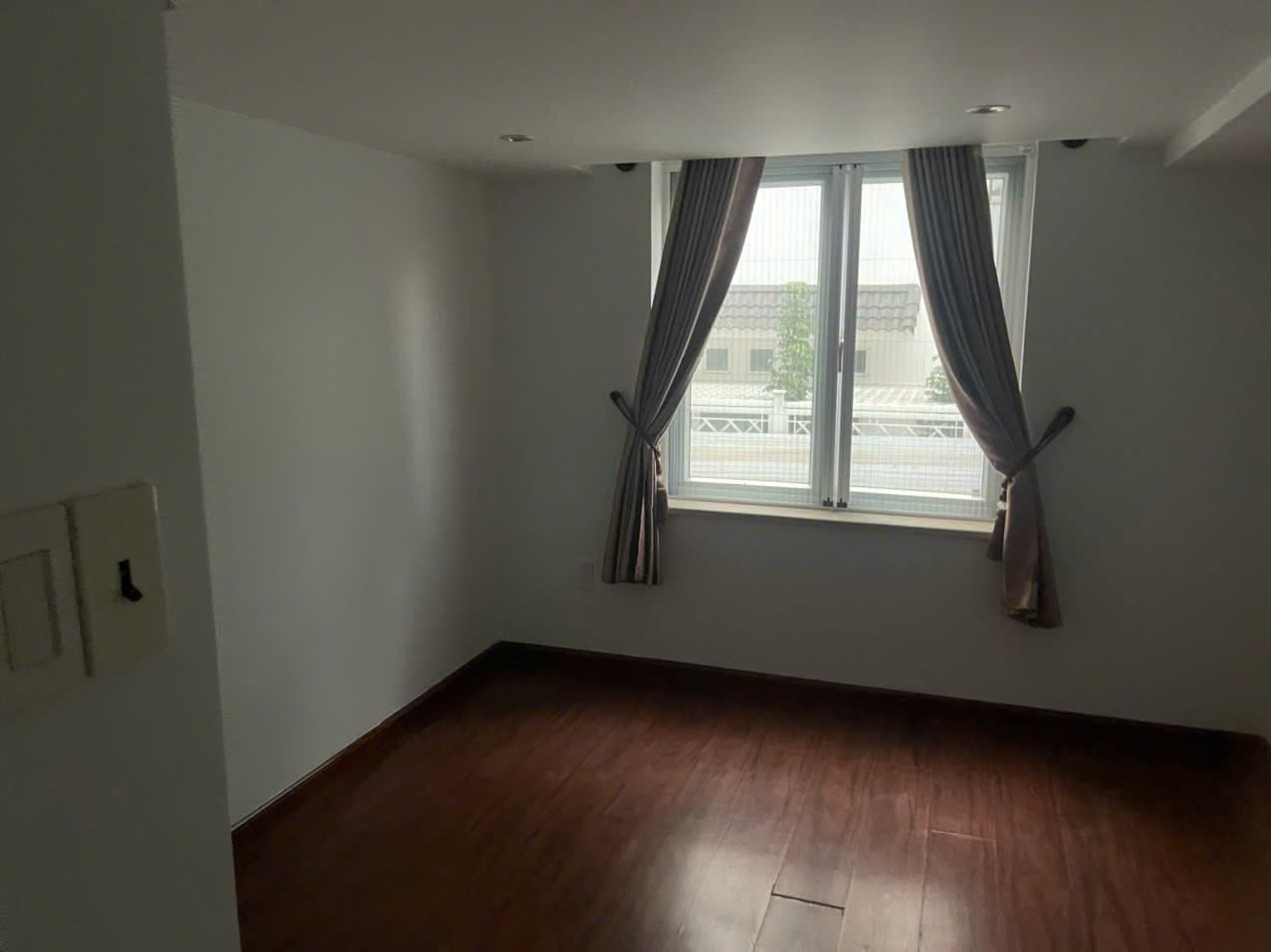 Cho thuê Biệt thự Phường Phước Long B, Quận 9, Diện tích 245m², Giá 40 Triệu/tháng 5