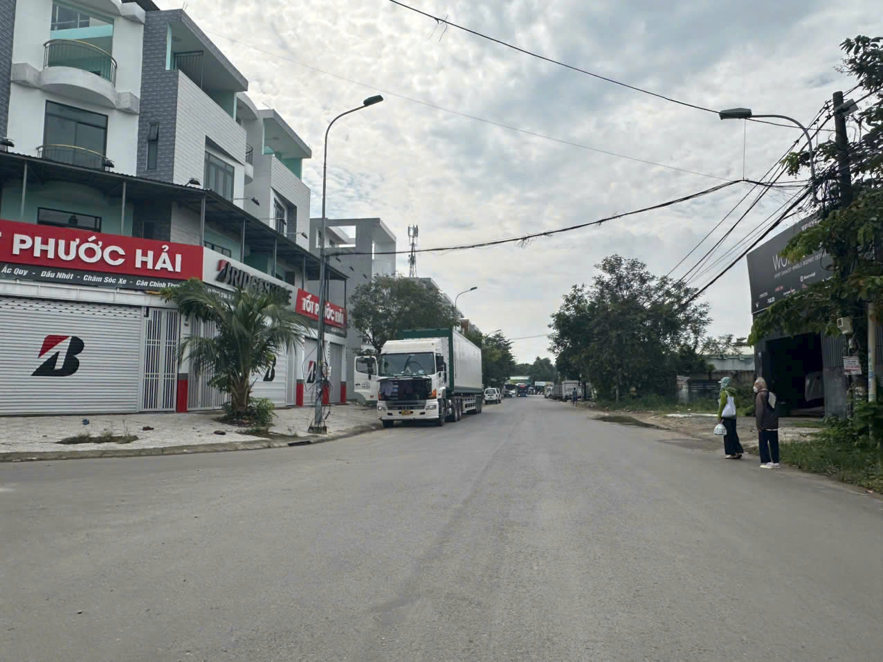 Cho thuê Nhà mặt tiền Phường Phú Hữu, Quận 9, Diện tích 168m², Giá 25 Triệu/tháng