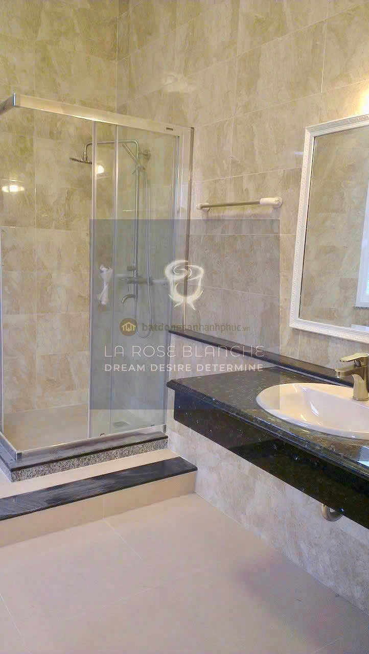 Cho thuê Nhà mặt tiền Phường Thảo Điền, Quận 2, Diện tích 230m², Giá Thương lượng 6