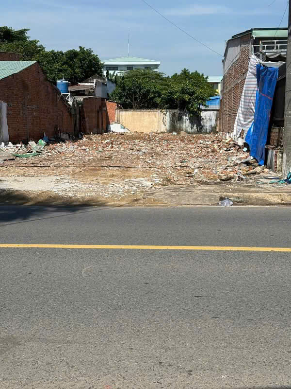 ĐẤT (11x30) MẶT TIỀN NGUYỄN THỊ NUÔI, HÓC MÔN – ĐÃ TÁCH 2 SỔ – 13 TỶ 3