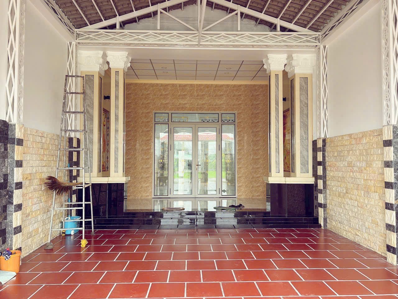 Bán nhà mặt tiền ĐT 833B xã Lạc Tấn, Tân Trụ dt 199m2 2pn 2wc giá 3,5 tỷ 4