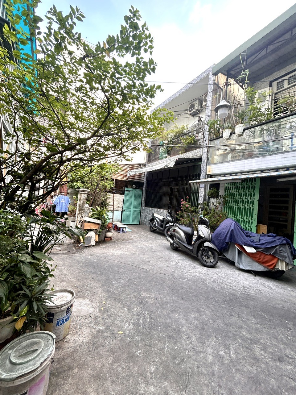 NHÀ BÁN CĂN GÓC- 2 MẶT CỰC THOÁNG- TRƯỚC NHÀ RỘNG 5M- NGANG 4.8M- Đ.ĐOÀN VĂN BƠ- KẾ BÊN CHỢ 200 4