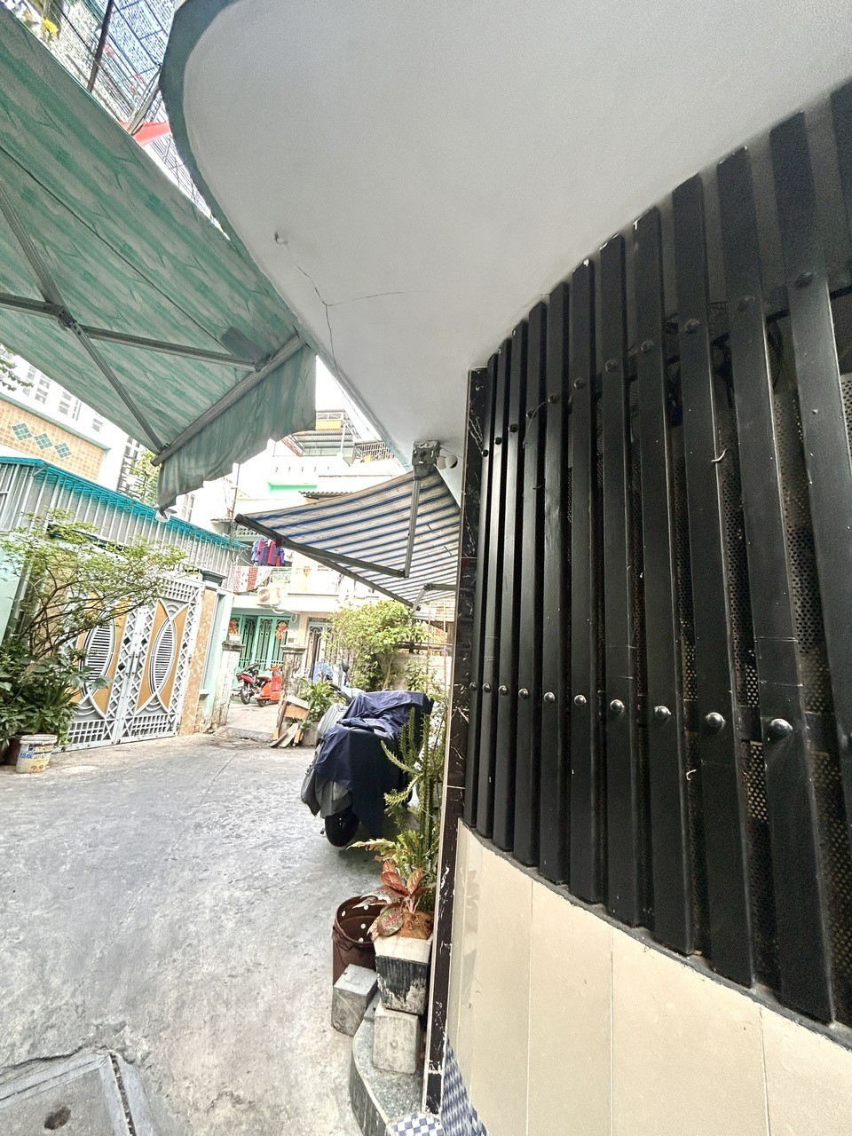 NHÀ BÁN CĂN GÓC- 2 MẶT CỰC THOÁNG- TRƯỚC NHÀ RỘNG 5M- NGANG 4.8M- Đ.ĐOÀN VĂN BƠ- KẾ BÊN CHỢ 200 2