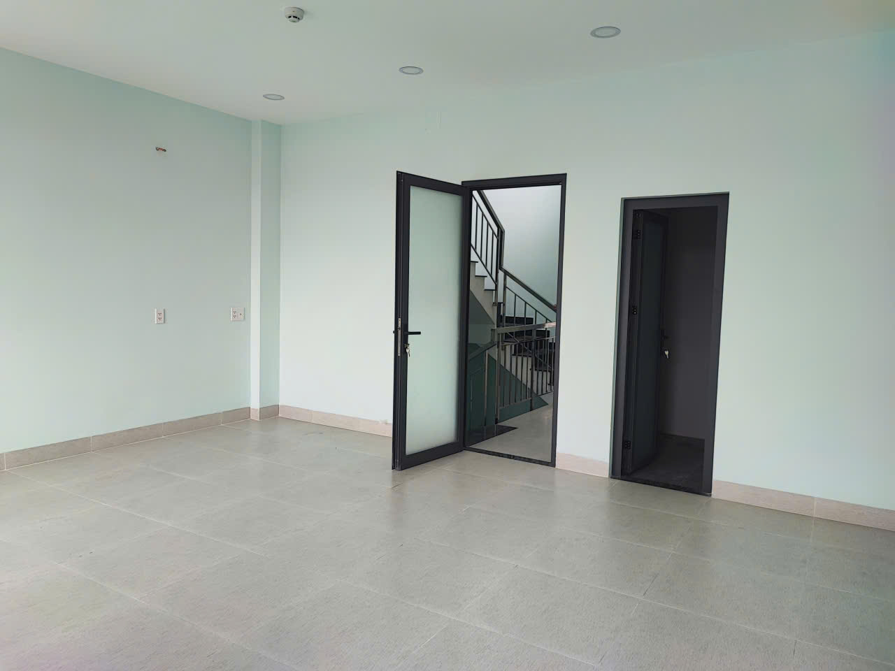 Cho thuê Nhà mặt tiền Phường Thạnh Mỹ Lợi, Quận 2, Diện tích 120m², Giá 32 Triệu/tháng 5