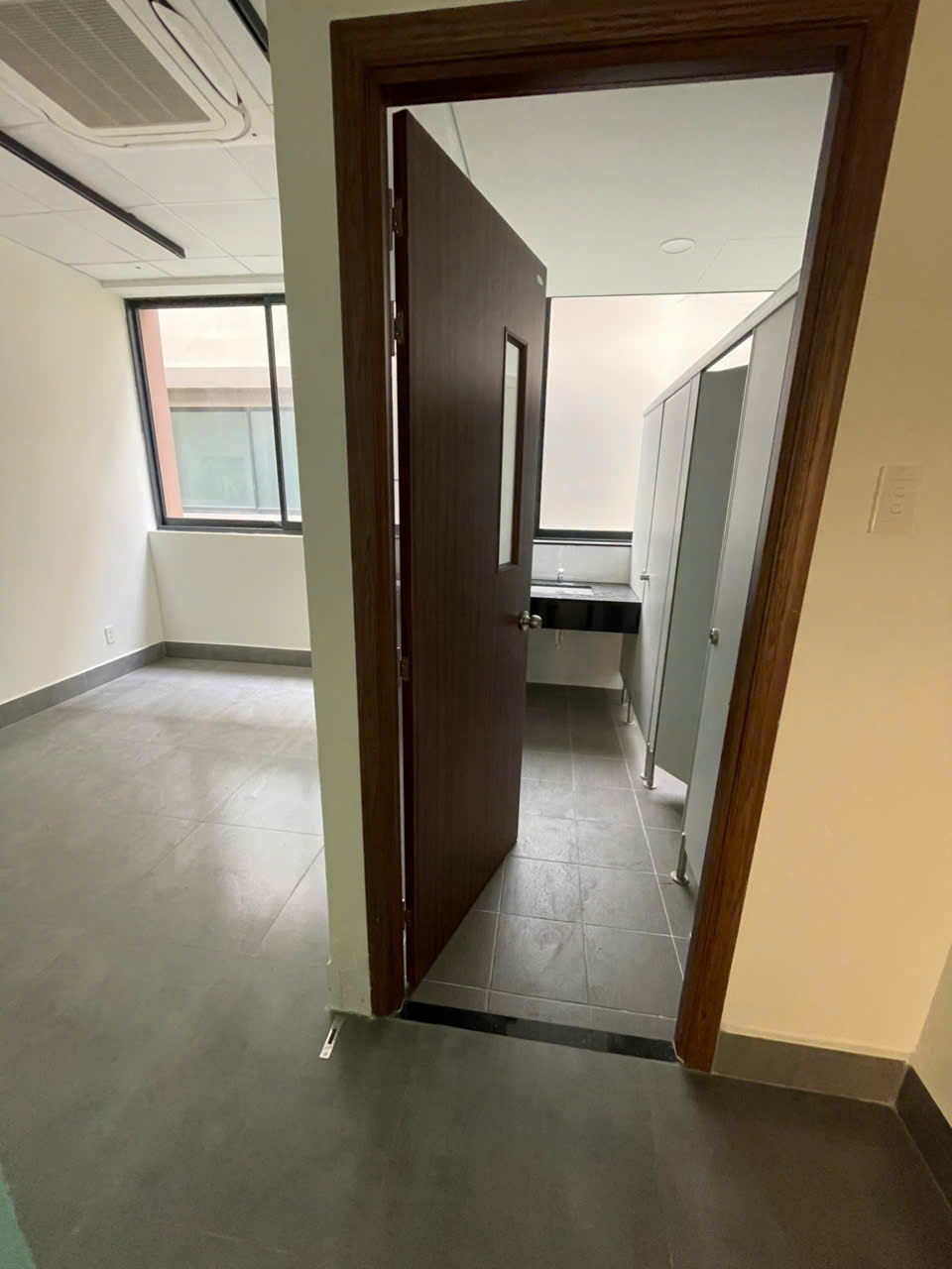 Cho thuê Nhà mặt tiền Quận 2, Hồ Chí Minh, Diện tích 346m², Giá 55 Triệu/tháng