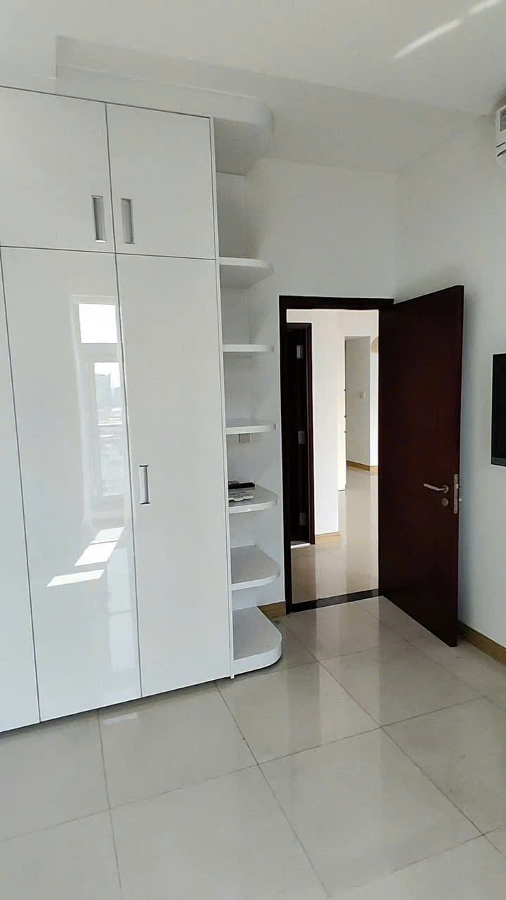 Cho thuê Căn hộ chung cư Phường Bến Nghé, Quận 1, Diện tích 100m², Giá Thương lượng 4