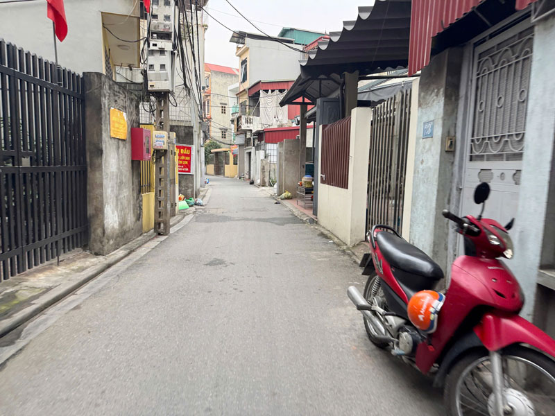 Cần bán lô góc 85m2 đất ngõ 105 Thanh Am, Việt Hưng. Đường rộng ô tô 16 chỗ, ngay gần trường chợ 2