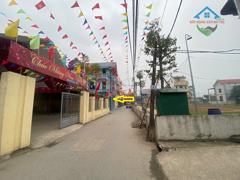 Bán đất Phường Chương Mỹ, TT Chúc Sơn, ô tô vào nhà, sát QL6, Giá Rẻ vì chủ cần tiền 3