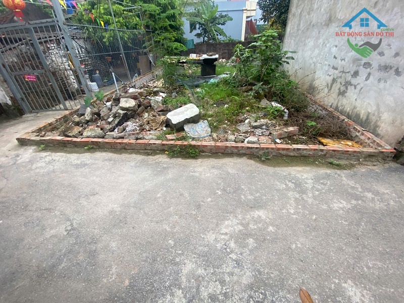 Bán đất Phường Chương Mỹ, TT Chúc Sơn, ô tô vào nhà, sát QL6, Giá Rẻ vì chủ cần tiền 4