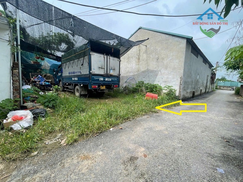 Bán đất Phường Chương Mỹ, TT Chúc Sơn, ô tô vào nhà, sát QL6, Giá Rẻ vì chủ cần tiền 2