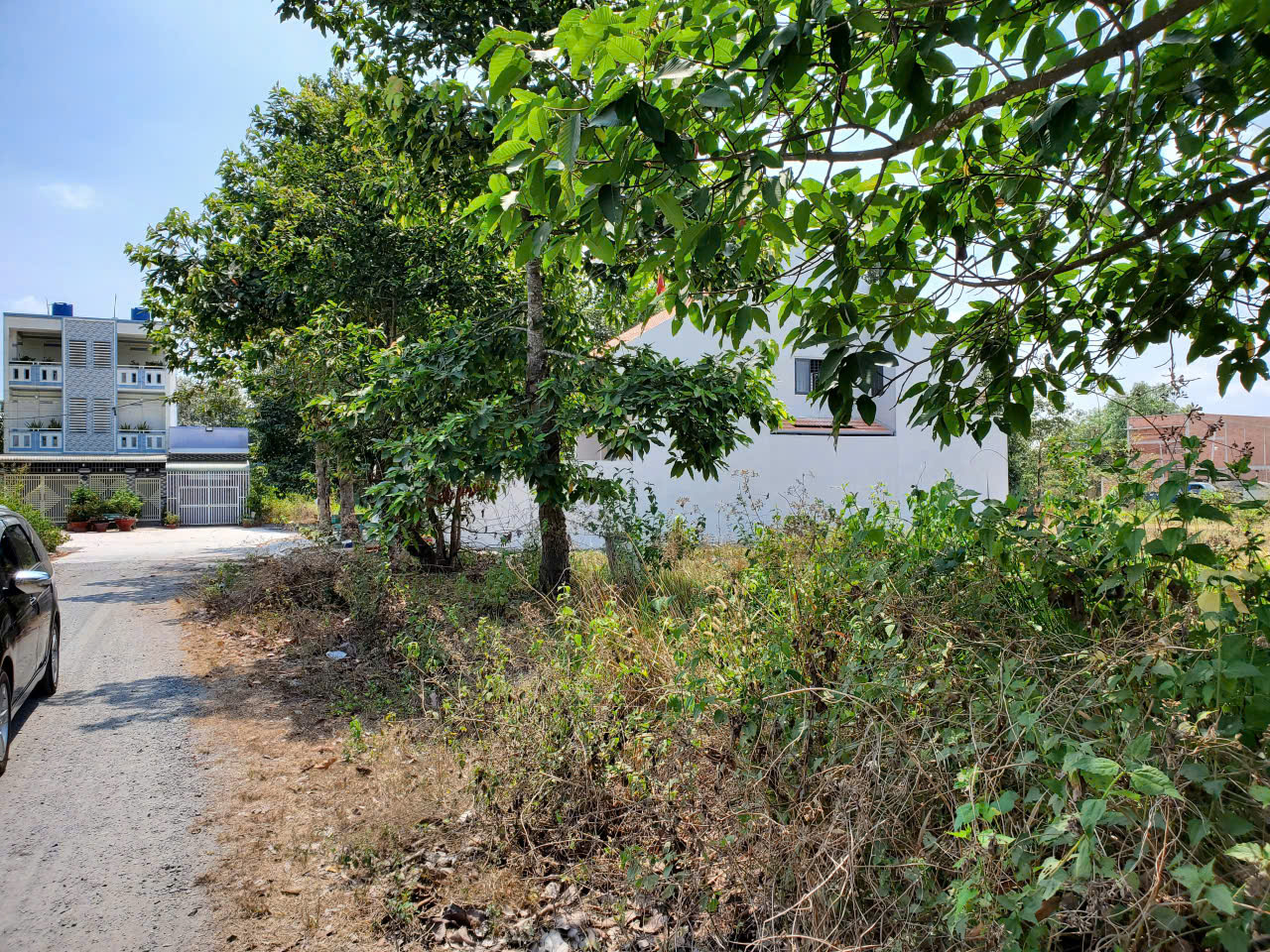 Bán nền thổ cư đường số 4, KDC 135 , thị trấn Bến Lức dt 144m2 giá 3,4 tỷ 3