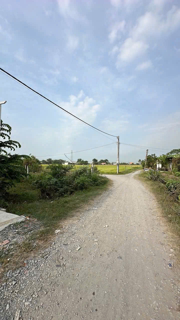 Bán nhà giá rẻ Hòa Khánh Tây dt 103m2 , 3pn , 1wc giá 1,15 tỷ 8