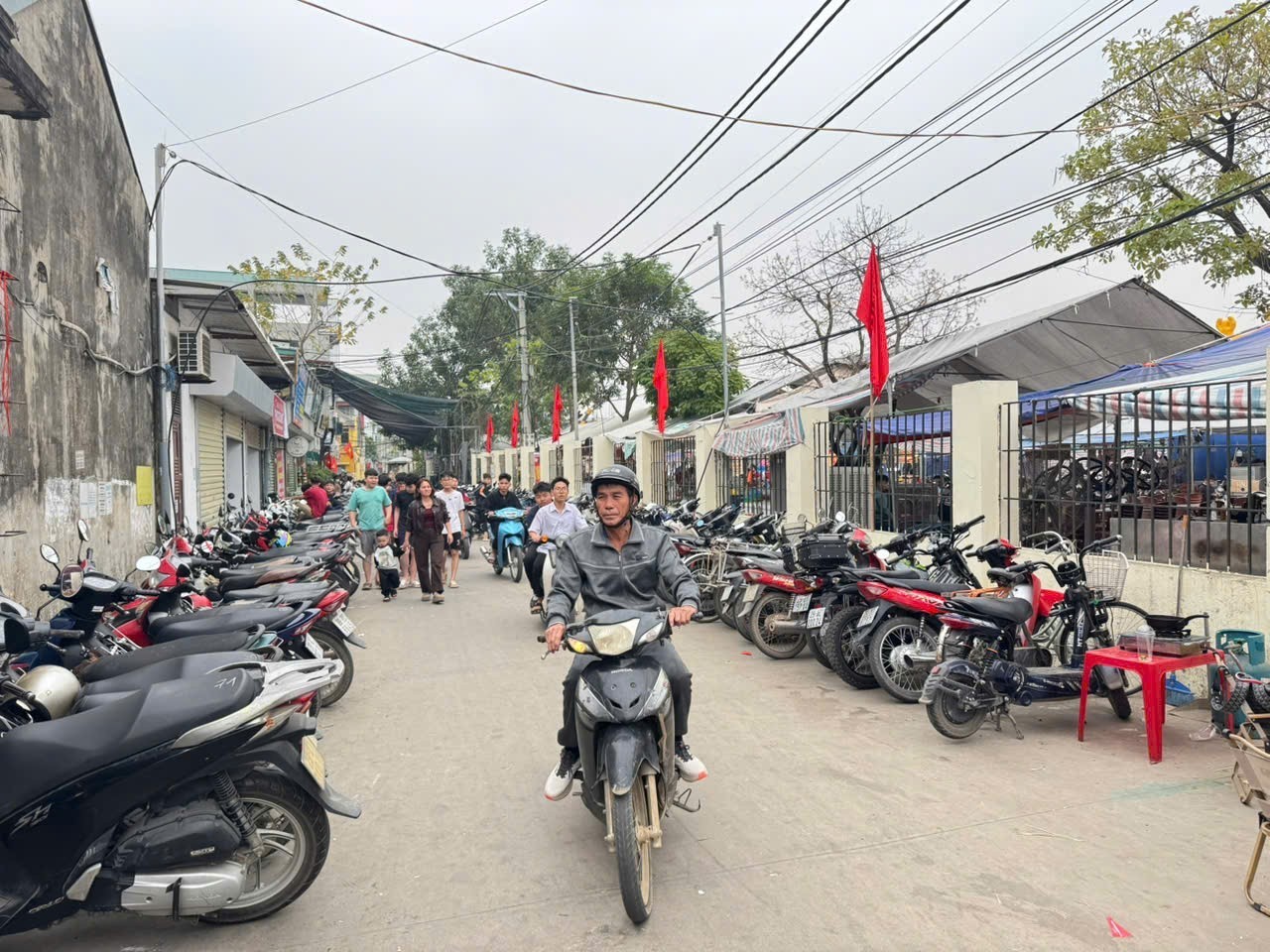 Nhỉnh 3 tỷ tìm đâu ra 60m đất Chi Đông - 3 mặt thoáng, mà lại gần KCN, gần chợ đẹp thế này 2