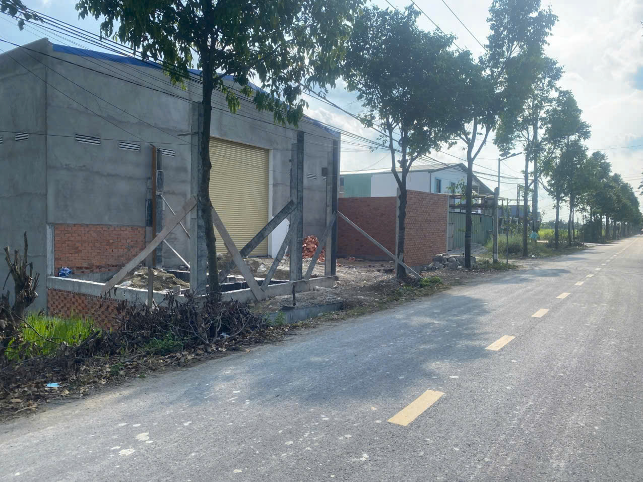 Bán đất mặt tiền đường nhựa ấp 10, Lương Hòa dt 1008m2 (250m2 thổ ) giá 6 tỷ