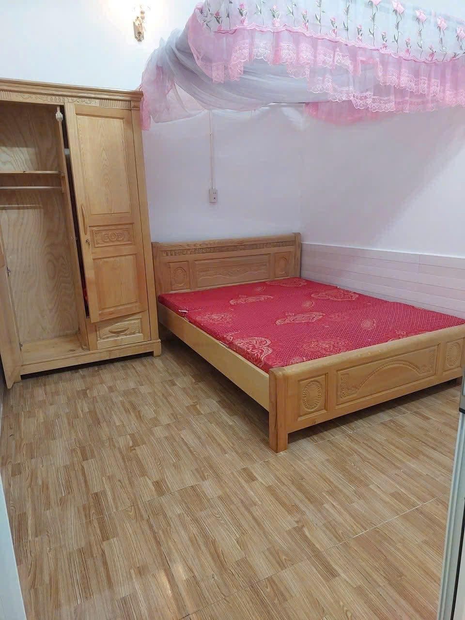 Cho thuê nhà 3 phòng ngủ đường Trạng Trình phường 9 Đà Lạt giá 8 triệu 3