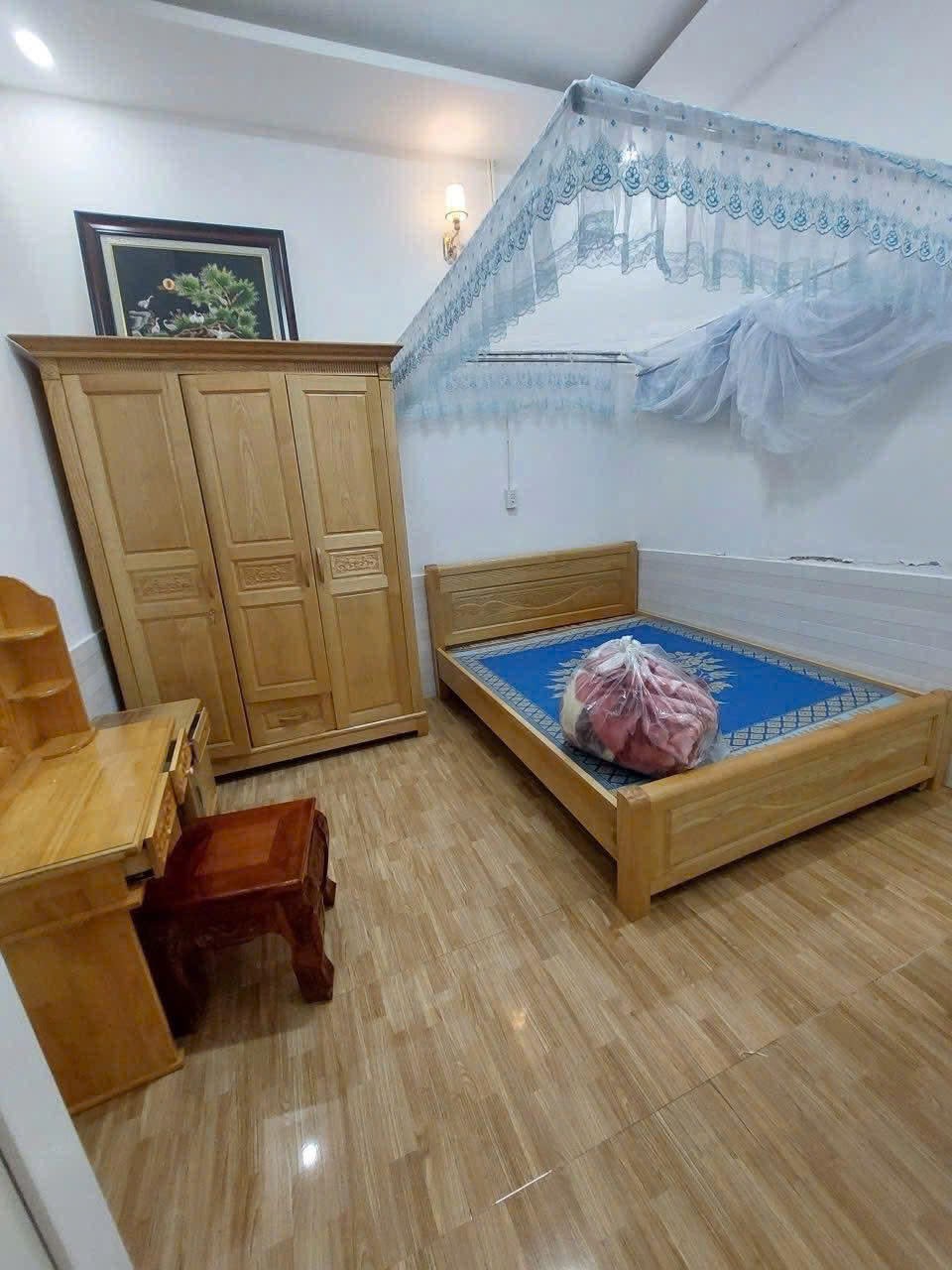 Cho thuê nhà 3 phòng ngủ đường Trạng Trình phường 9 Đà Lạt giá 8 triệu 4