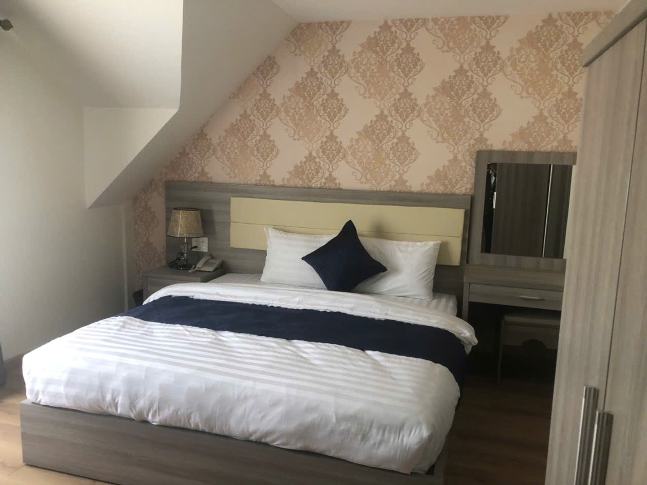 Cho thuê khách sạn 14 phòng đường Mạc Đỉnh Chi phường 4 Đà Lạt giá 45 triệu 3