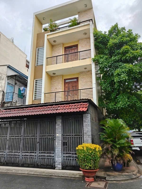 HIẾM MÀ LẠI RẺ NỮA GÓC 2MT K82 – SÁT TÔ KÝ - 1 TRỆT 3 LẦU – CHỈ 10.55 TỶ 2