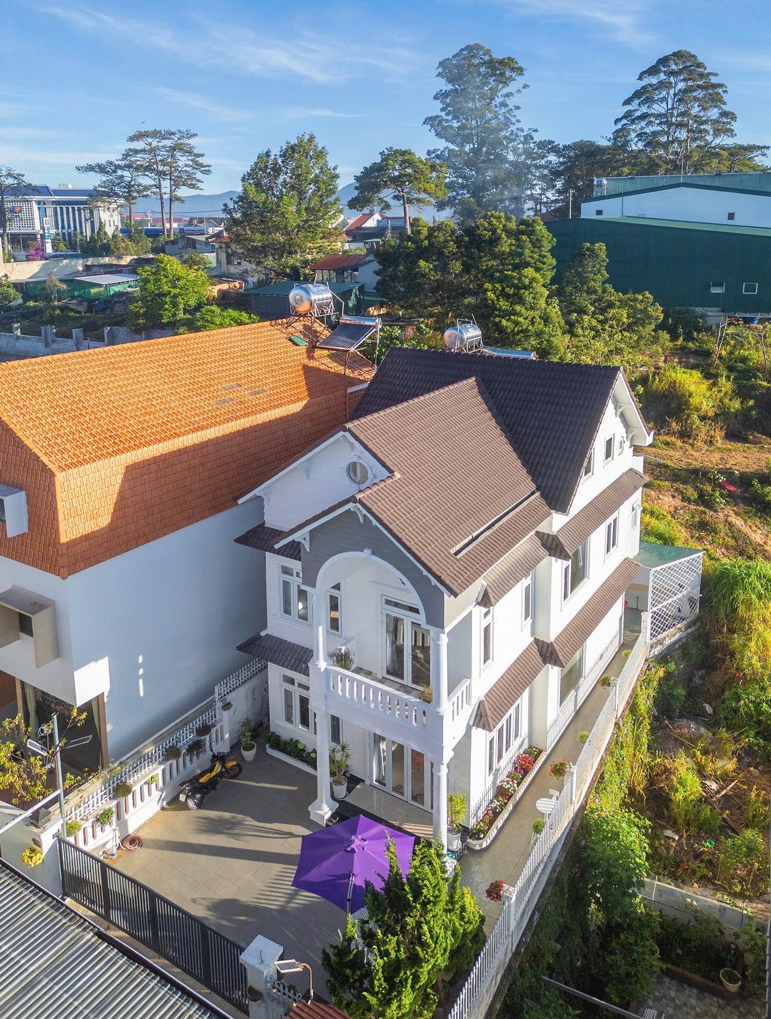 Cho thuê Villa 6 phòng ngủ đường Hùng Vương phường 9 Đà Lạt 20 triệu