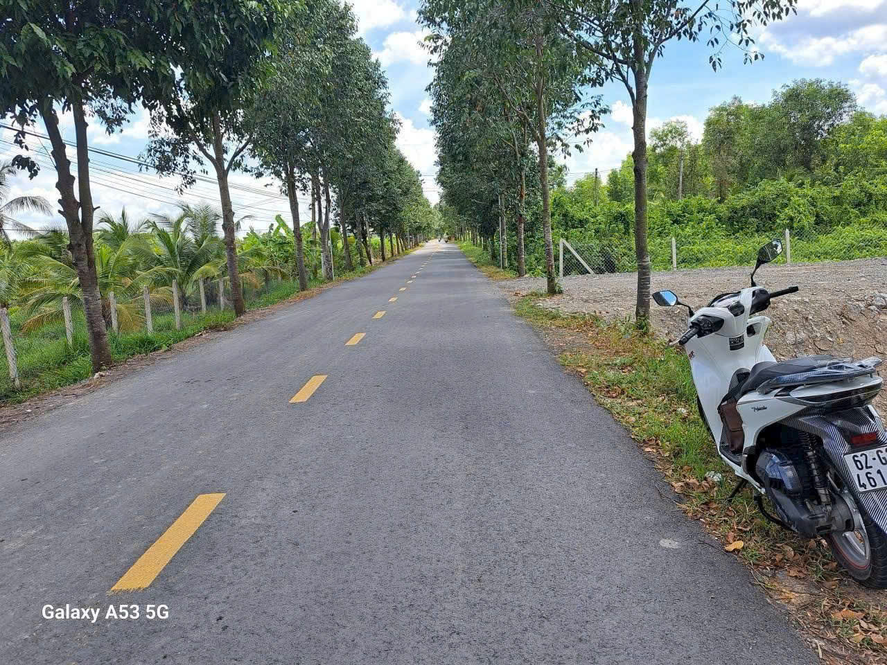 Bán đất mặt tiền đường ấp 10, xã Lương Hòa dt 2900m2 (300m2 thổ ) giá 13 tỷ 2