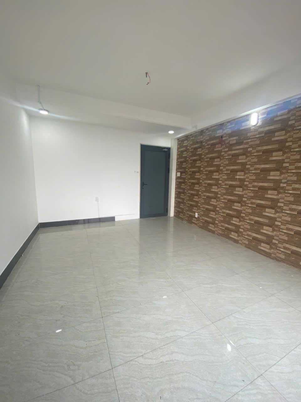 Cho thuê Nhà mặt tiền Phường Thảo Điền, Quận 2, Diện tích 77m², Giá 65 Triệu/tháng 12