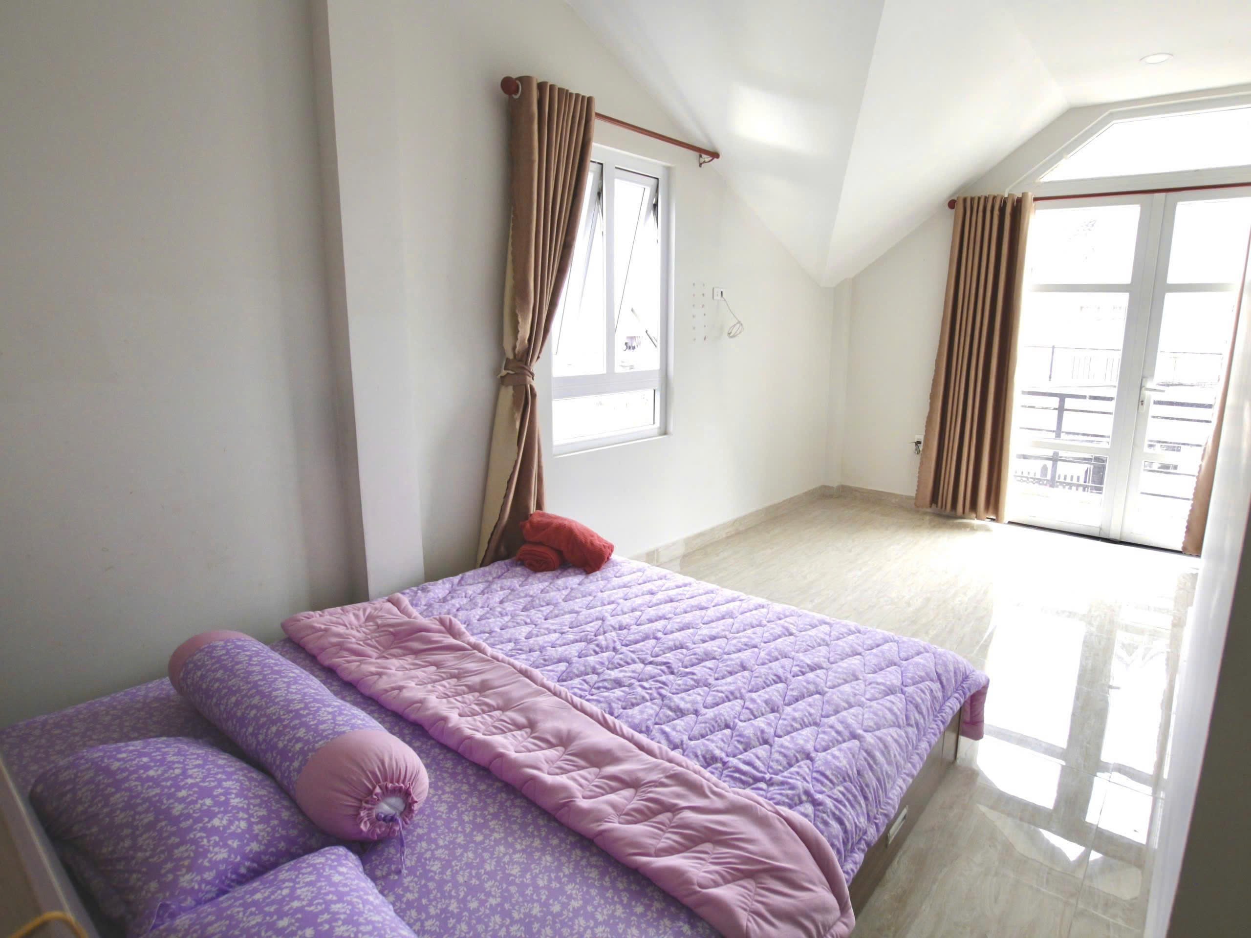 CHO THUÊ VILLA NGUYỄN HỮU CẢNH ĐỒI THÔNG TIN PHƯỜNG 8 GIÁ 12TR 3