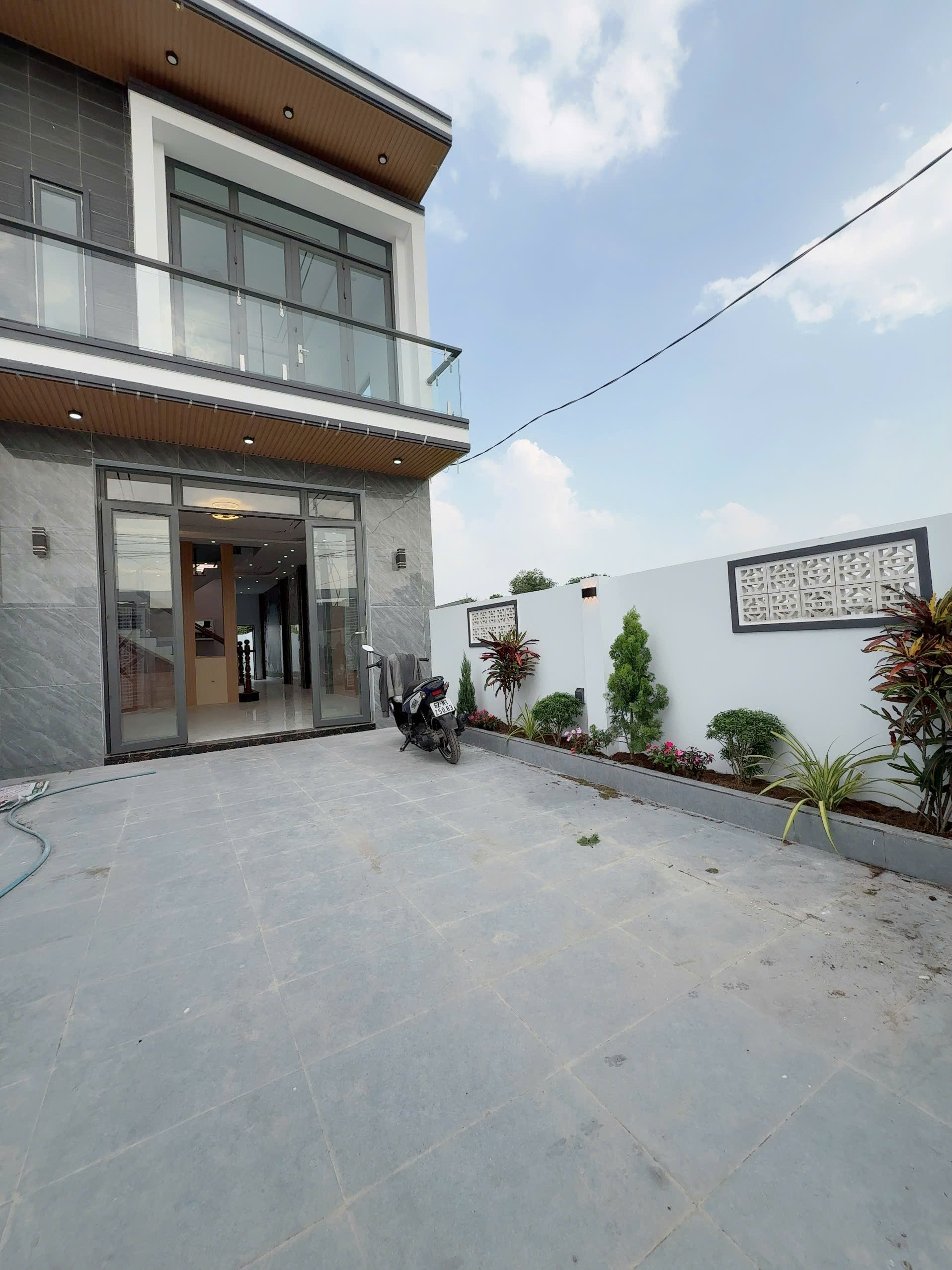 Bán nhà mới xây Phước Lợi, Bến lức dt 150m2 đã hoàn công  ,1 lầu , 2pn,2wc giá 2,2 tỷ 4