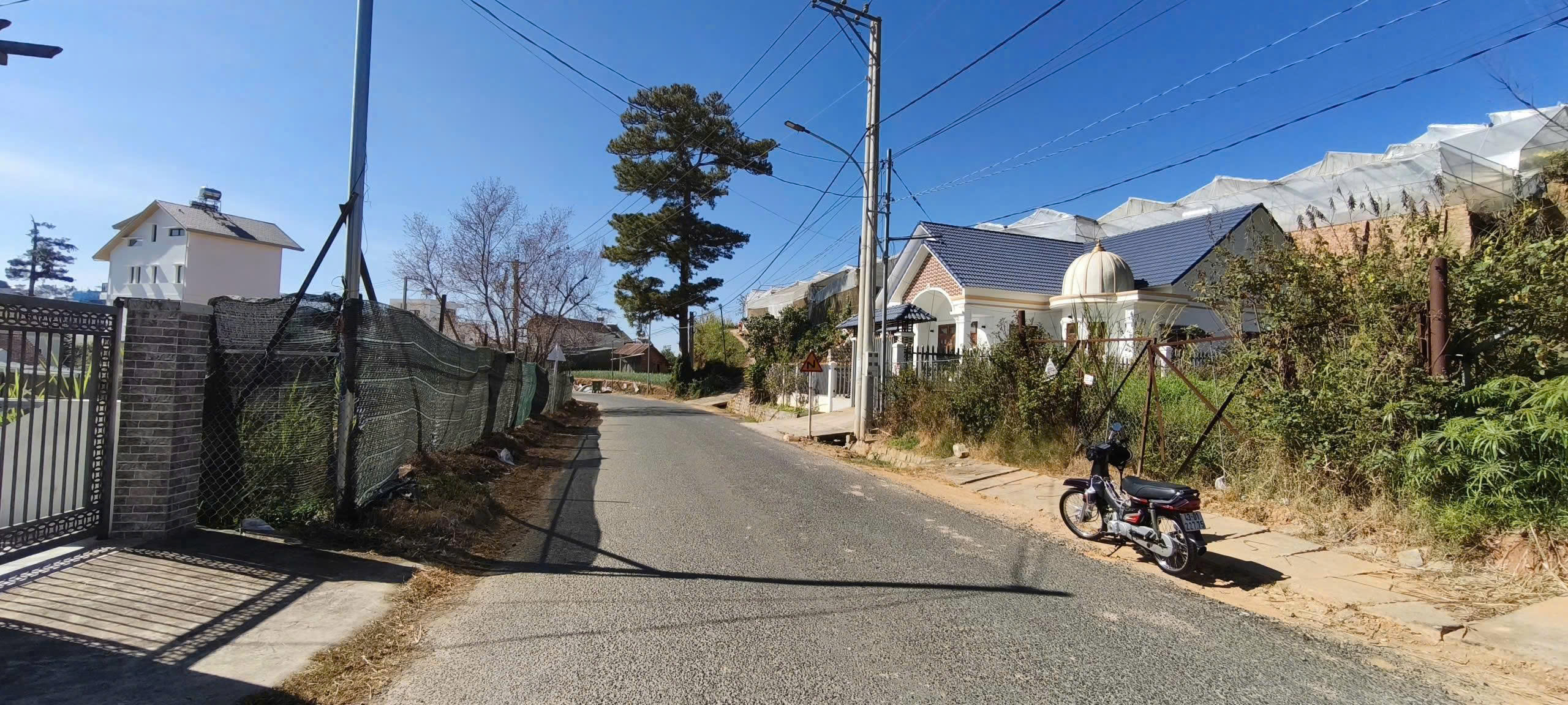 Bán 555m2 đất có 13,7m mặt tiền đường tô hiệu Phường 7 TP ĐÀ LẠT 3