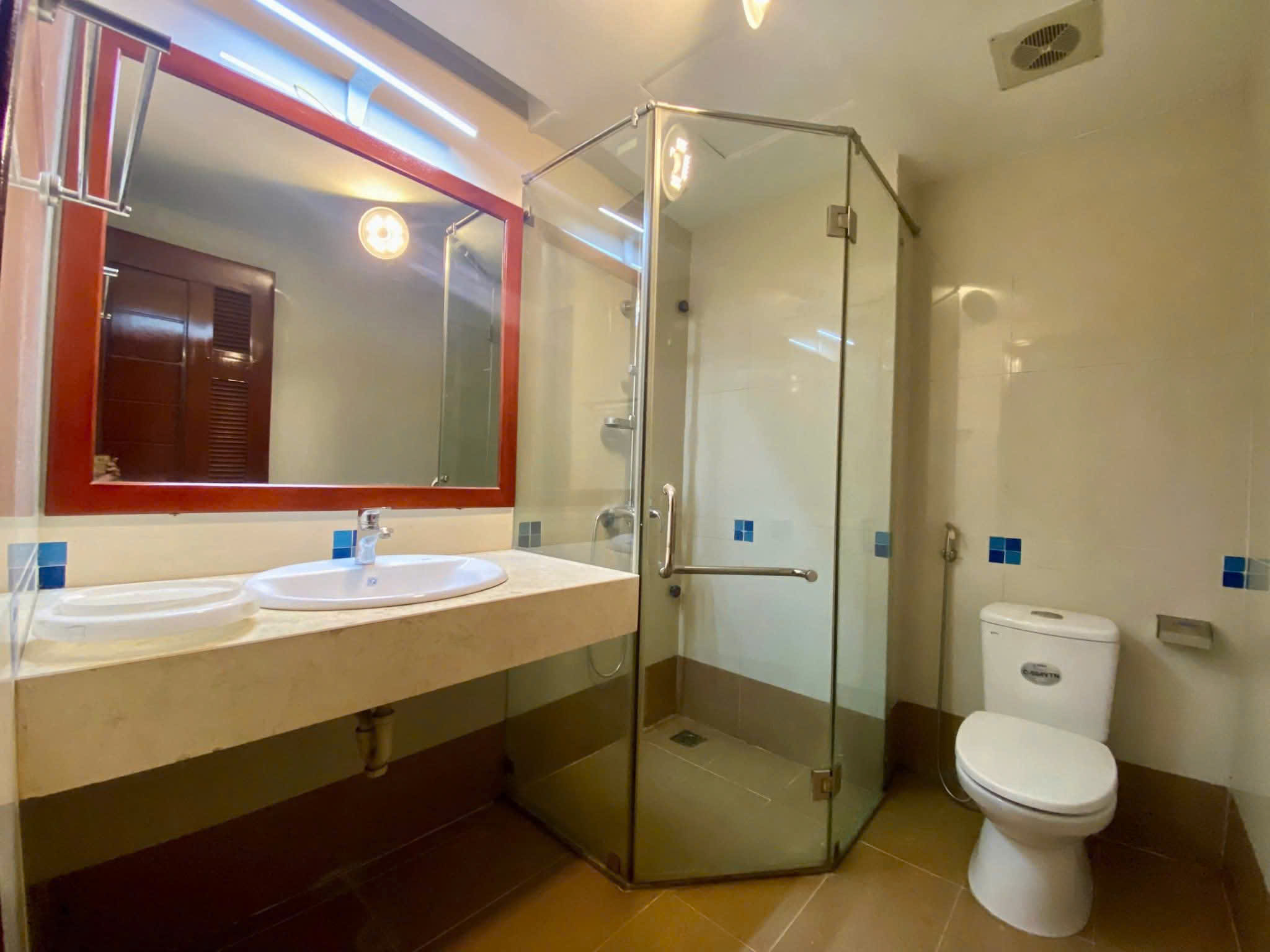 NHÀ SIÊU ĐẸP - TRUNG TÂM BỒ ĐỀ - LONG BIÊN - GẦN Ô TÔ - FULL NỘI THẤT 4