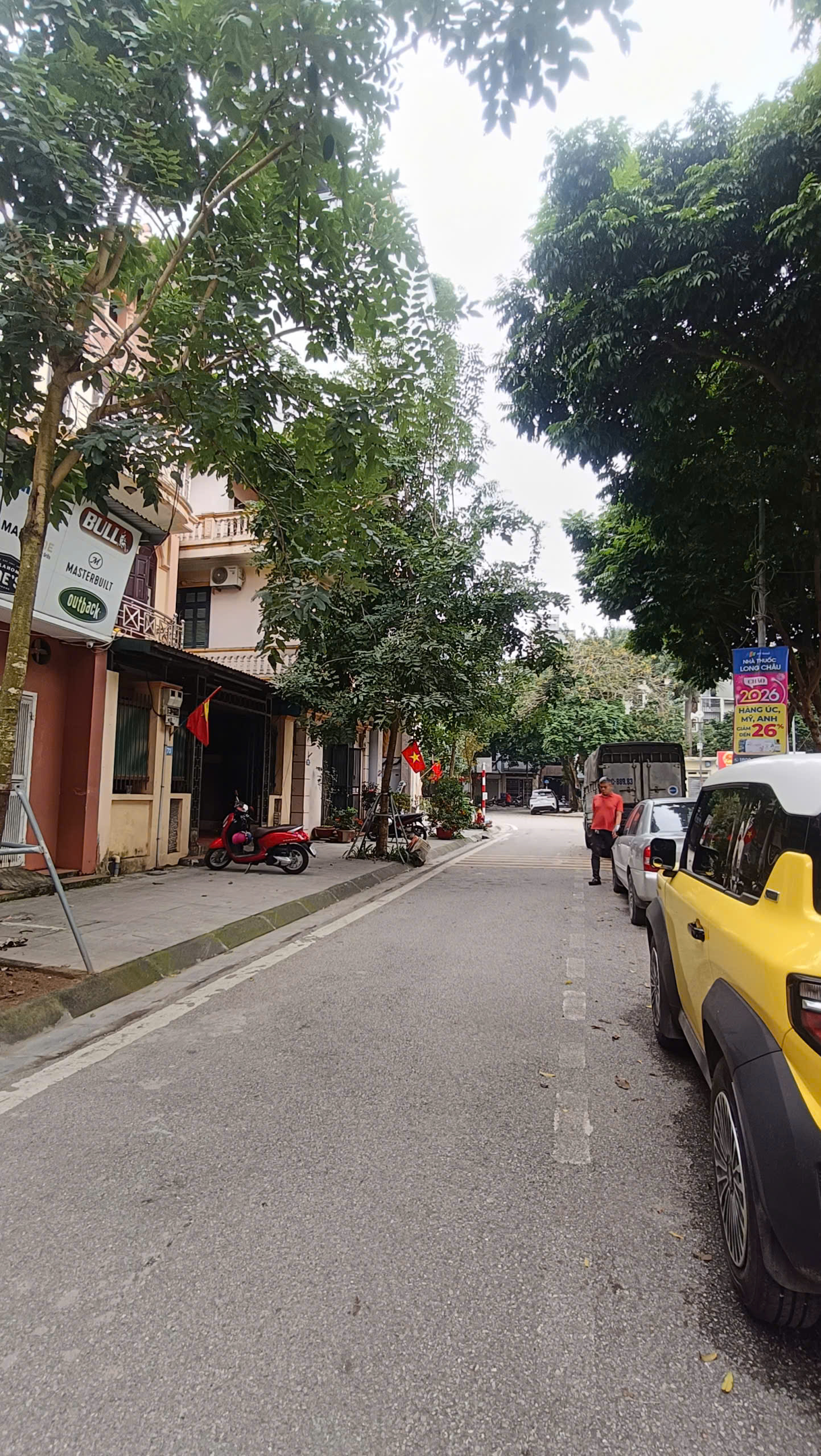 Bán nhà cũ dân xây , 3 tầng kiên cố Long Biên gần cầu Vĩnh Tuy, phố Trạm Long Biên 4