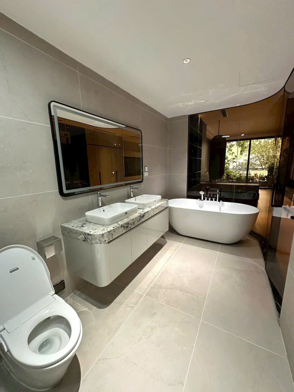 BÁN NHÀ ĐẸP Tư Đình - Long Biên8 tầng thang máy – ô tô vào nhà – full nội thất cao cấp 4