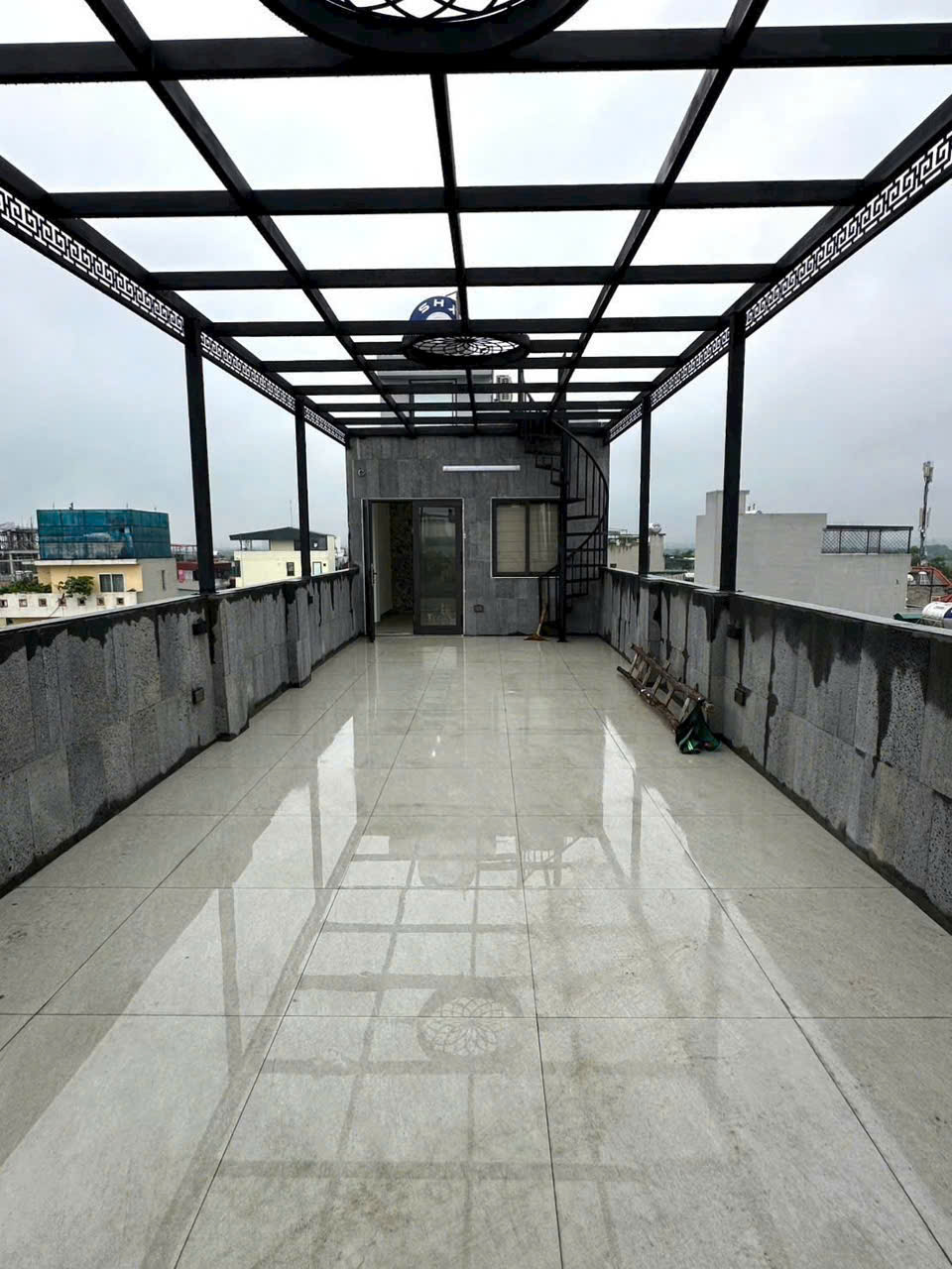 BÁN NHÀ ĐẸP Tư Đình - Long Biên8 tầng thang máy – ô tô vào nhà – full nội thất cao cấp 5