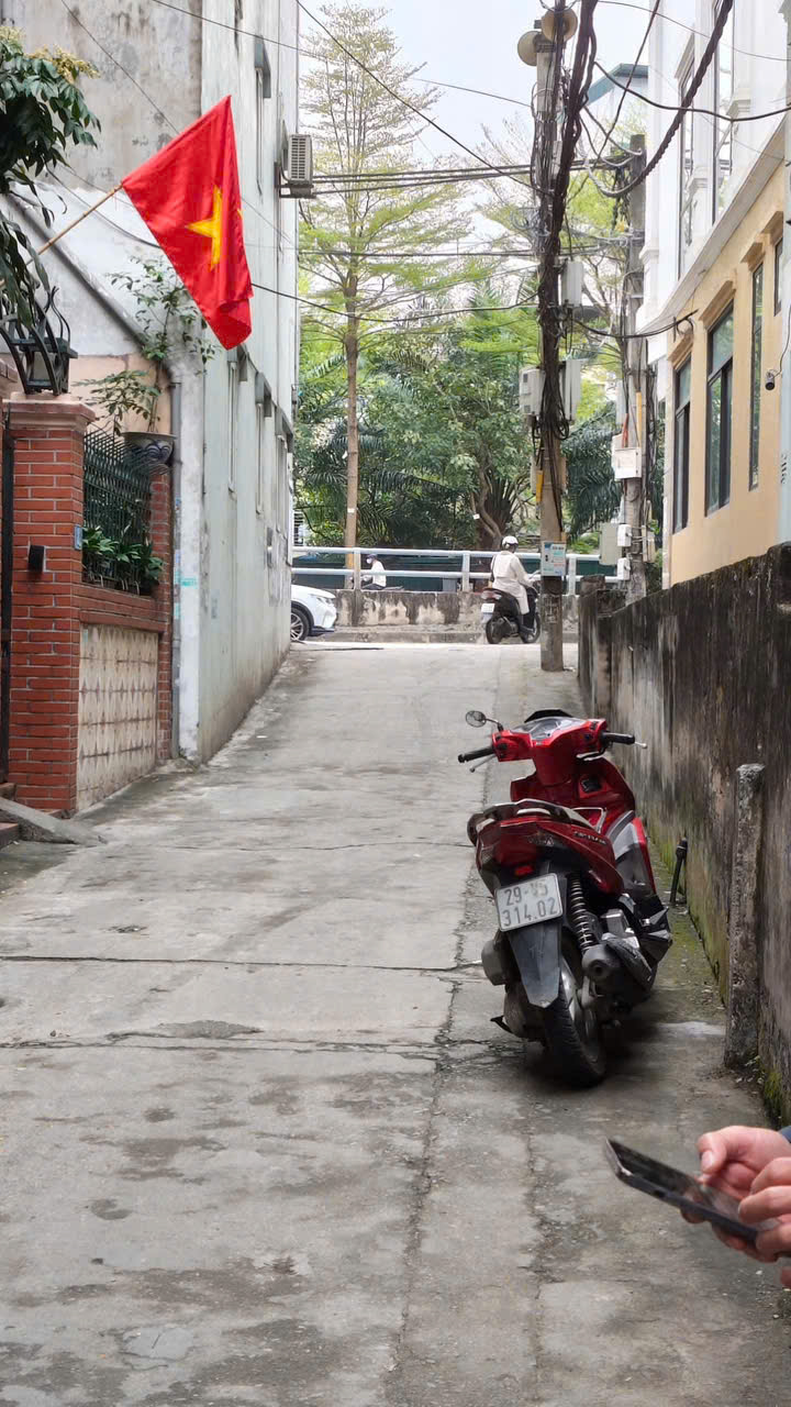 ĐƯỜNG LÁNG – 76M² – MT 7M – 17 Tỷ. NGÕ NÔNG – VÀI BƯỚC RA METRO – QUÁ ĐẸP XÂY CCMN 3