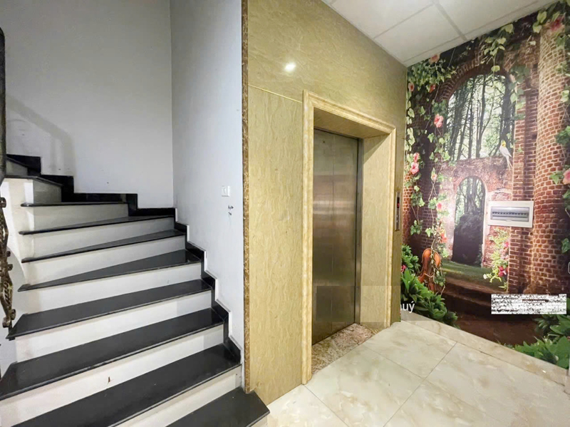 Bán Nhà 5 Tầng Thang Máy Đặng Vũ Hỷ - Đường 10m Ô Tô Tránh - Gara 2 Xe Tải - Đang Thuê 40Tr/Tháng 9