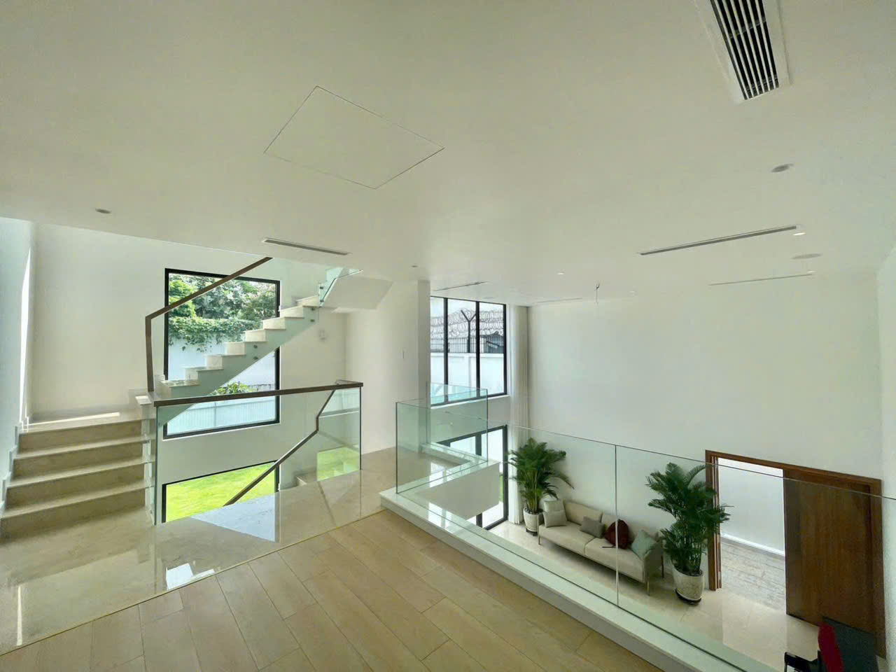 Cho thuê Biệt thự Phường Thảo Điền, Quận 2, Diện tích 187m², Giá Thương lượng 6