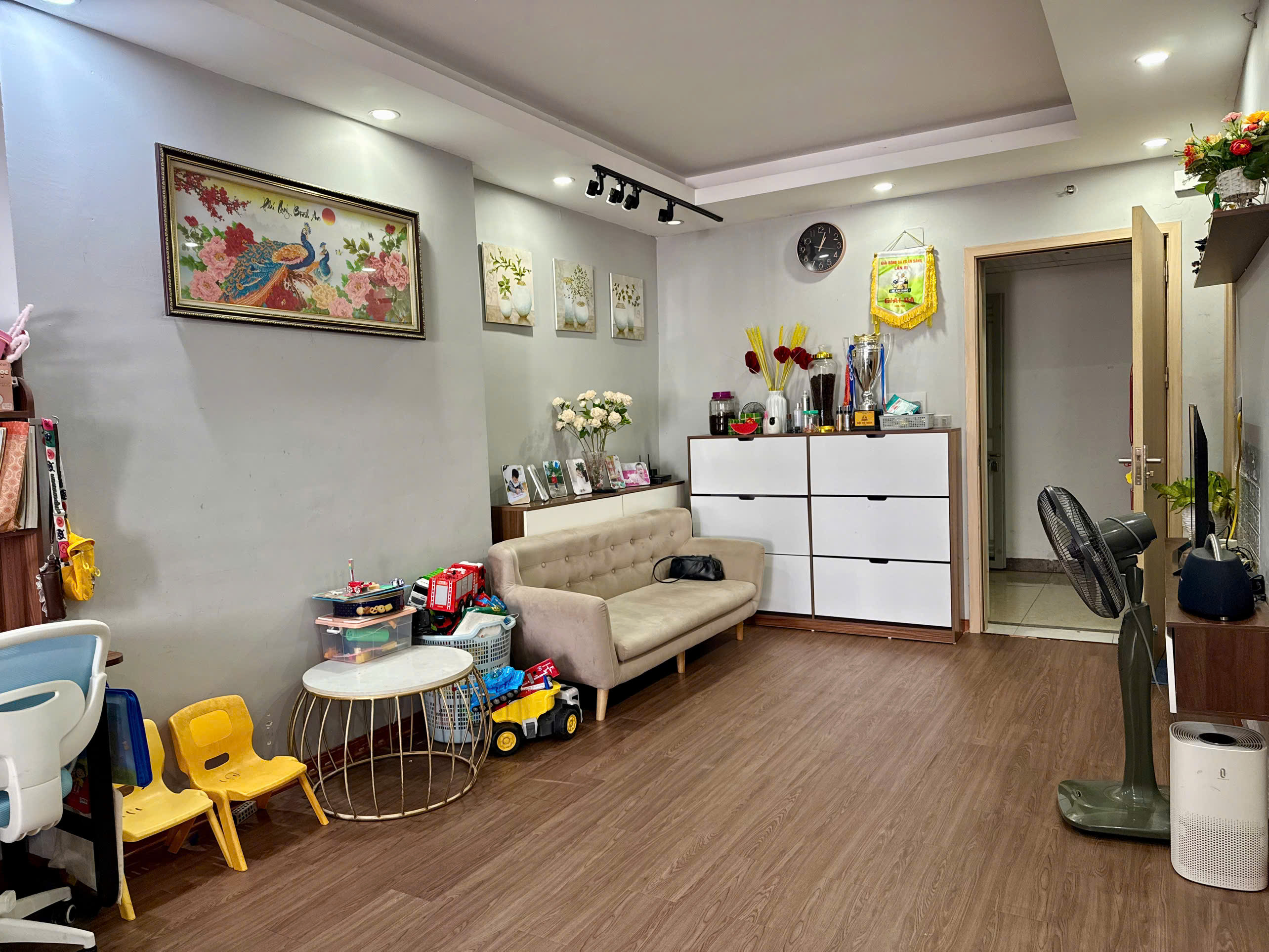 Giá tốt! Bán căn hộ chung cư Thanh Hà – Full nội thất, chỉ việc vào ở 4