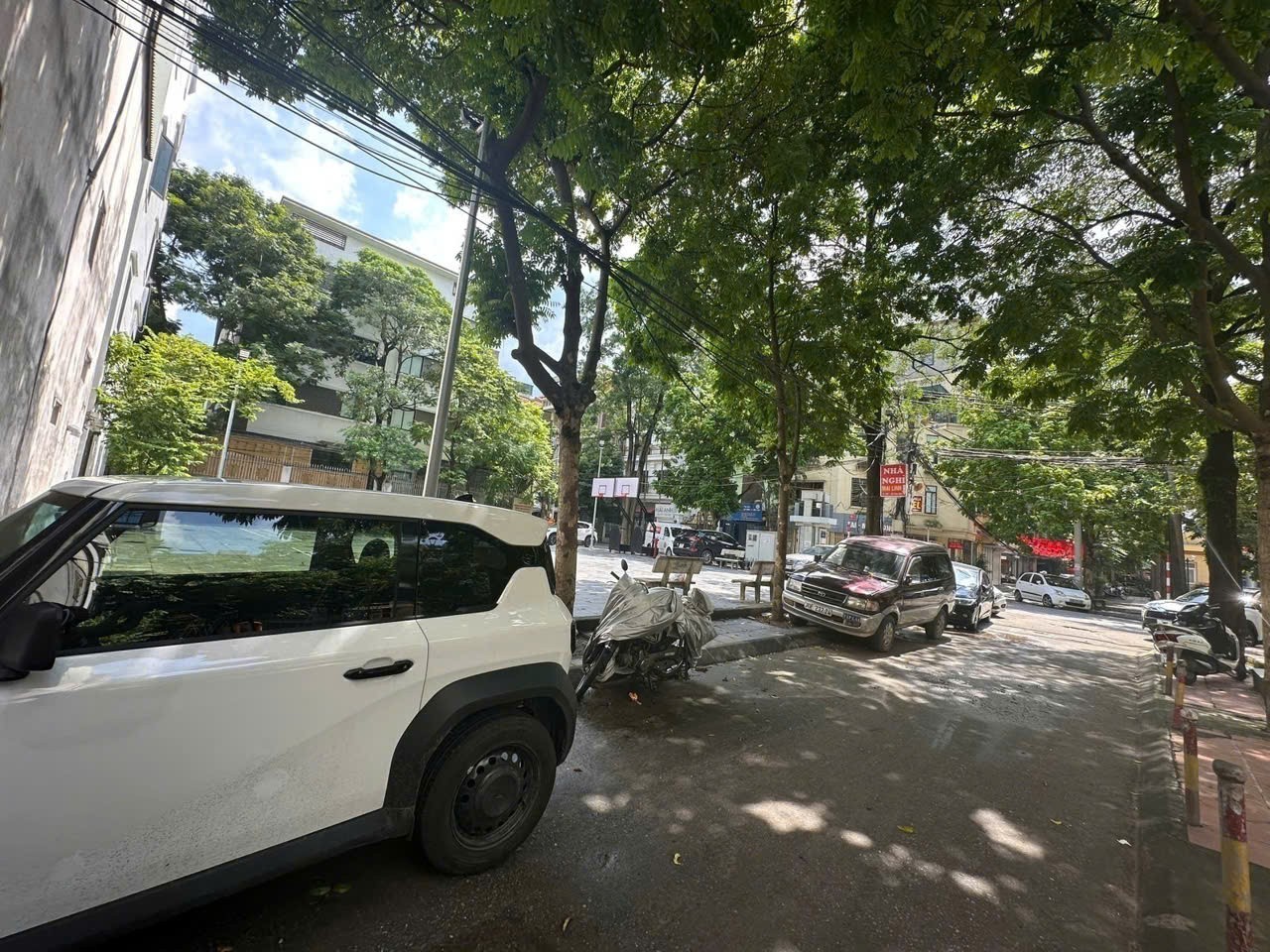 NHÀ KHUẤT DUY TIẾN – 50M² – MẶT TIỀN 4.8M – KHU PHÂN LÔ — Ở RẤT SƯỚNG.