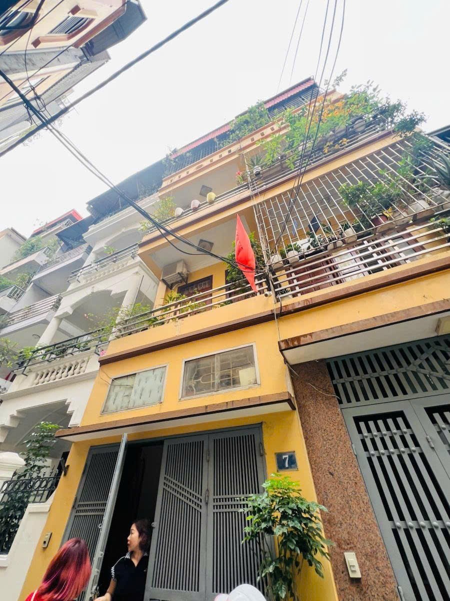 CẦN THANH KHOẢN GẤP, TOÀ NHÀ 4 TẦNG MẶT PHỐ VƯƠNG THỪA VŨ