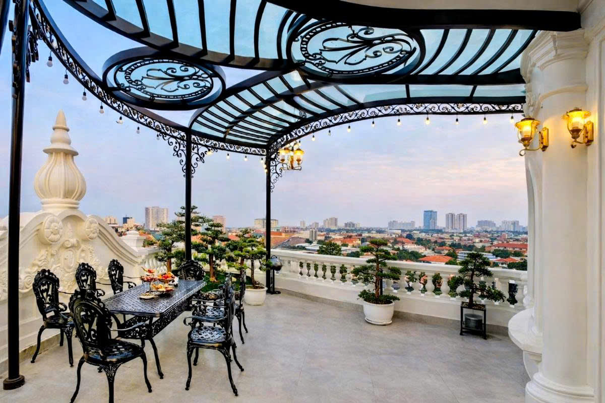 SIÊU BIỆT THỰ VIỆT HƯNG - LONG BIÊN, THANG MÁY, NỘI THẤT CAO CẤP NHÀ 4 MẶT TIỀN 5